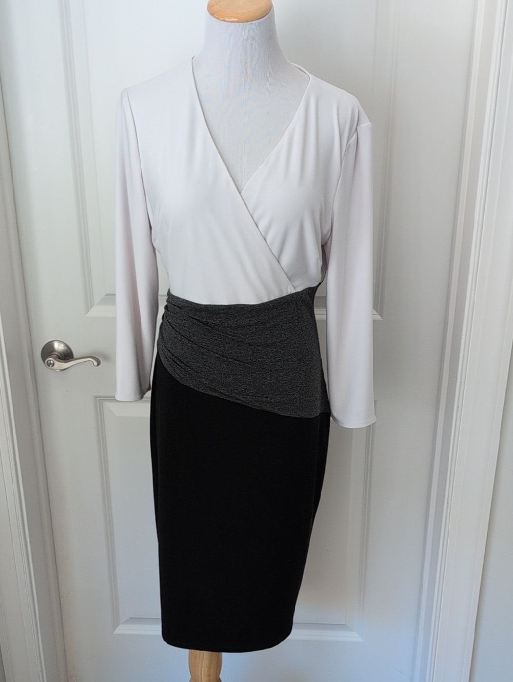 Lauren Ralph Lauren Dress, White Gray Black Block, Long Sleeves, Women's 12 - Picture 2 of 8